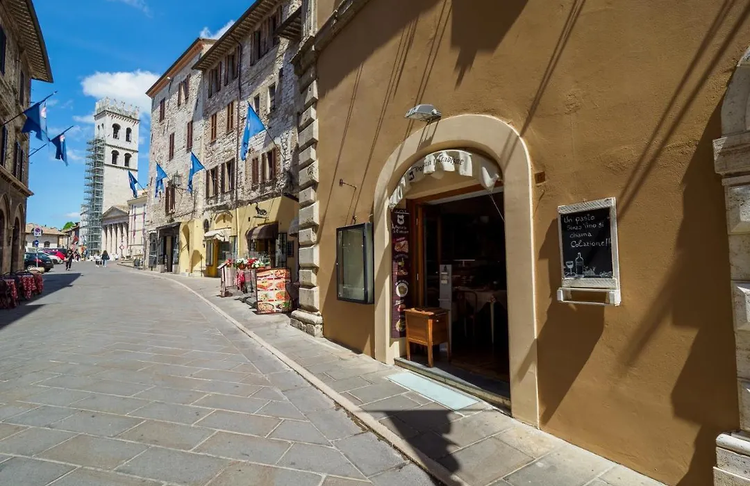 Hotel Dei Priori-1